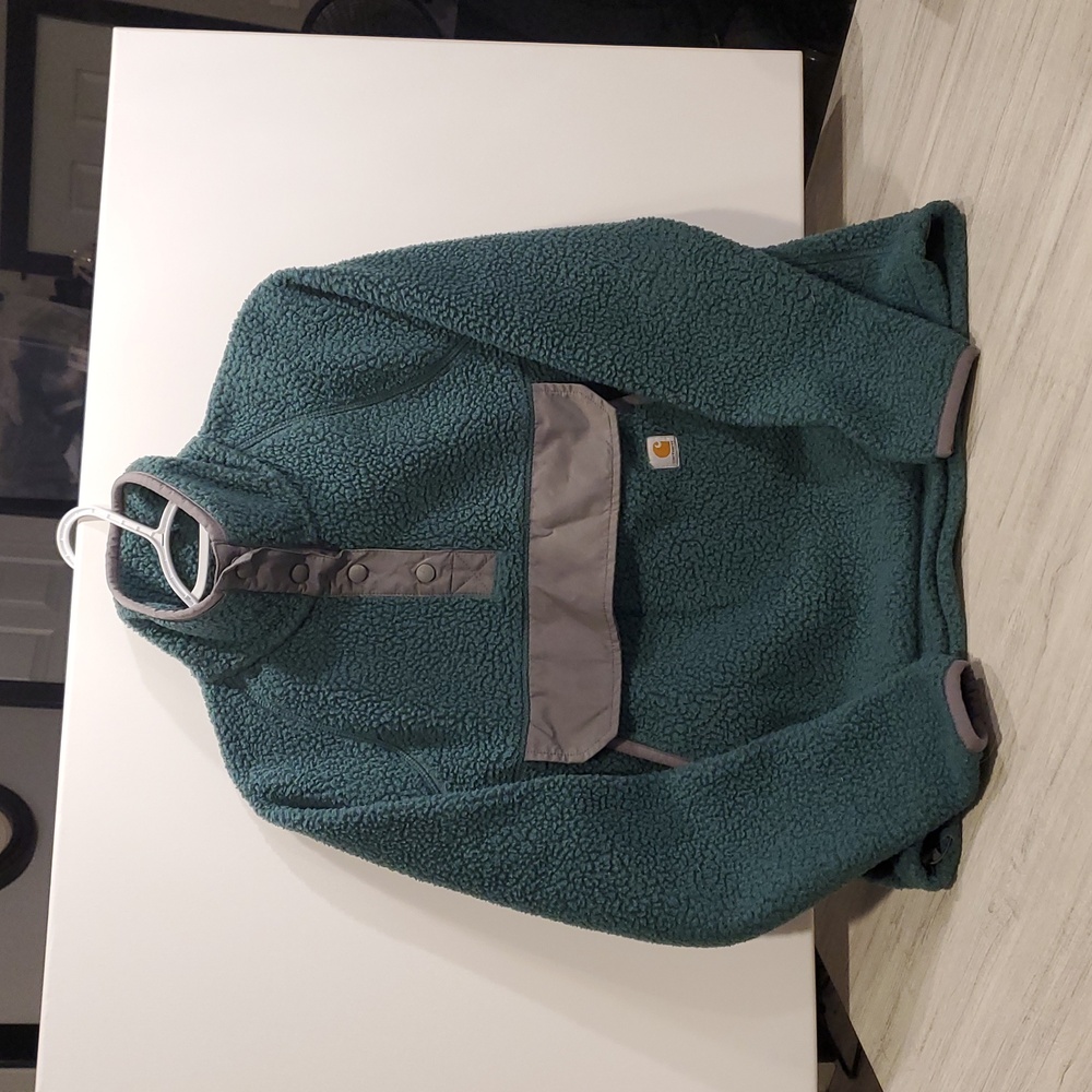 Carhartt Model # OJ4991-W Women's Small Green Sherpa Pullover. - Picture 13 of 16